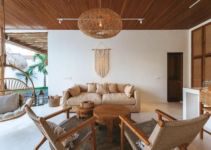 Amaka * Uluwatu (Bali)