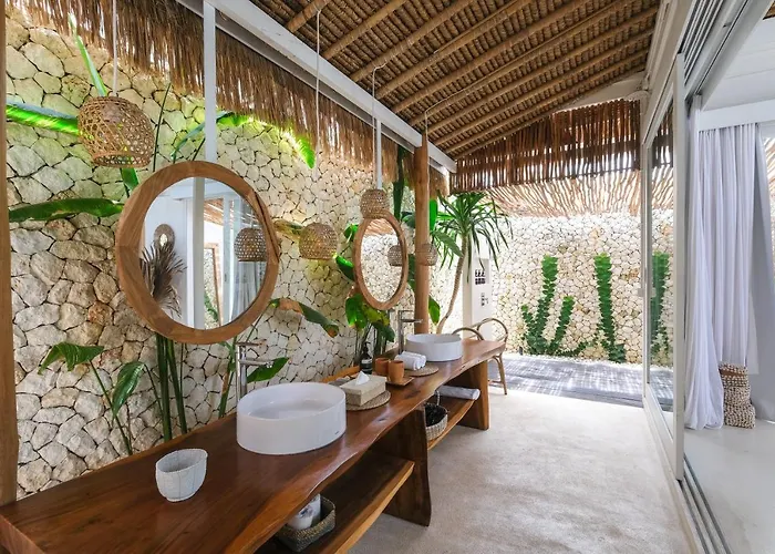 Amaka Uluwatu (Bali)