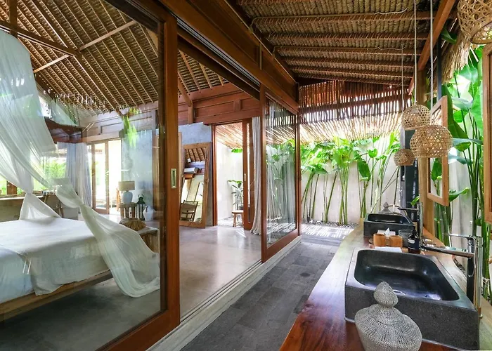 Amaka * Uluwatu (Bali)