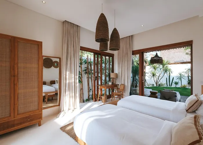 Amaka Uluwatu (Bali)